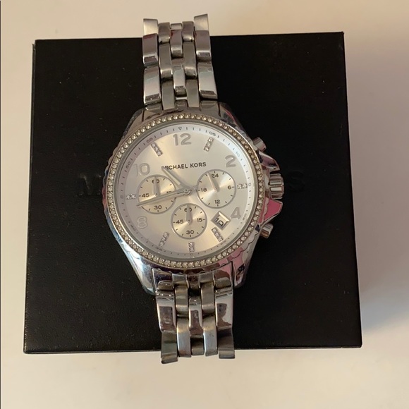 Michael Kors Accessories - MICHAEL KORS SILVER WATCH